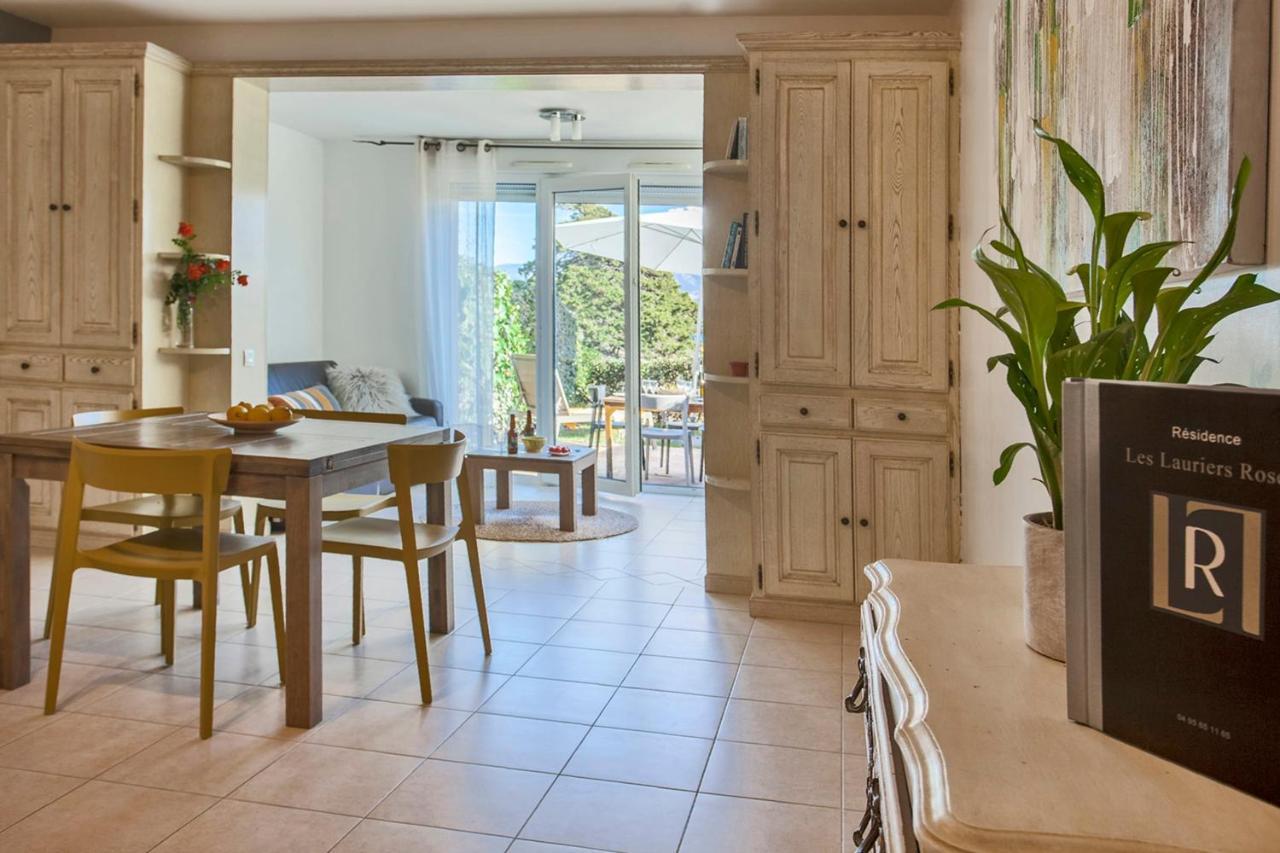 Mare location avec jardin vue mer et montagne plage et port à 2 pas Calvi  Exterior foto