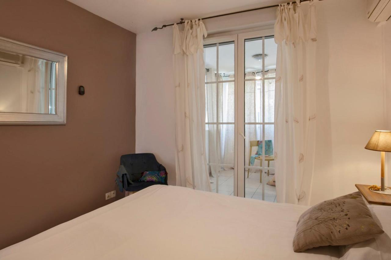 Mare location avec jardin vue mer et montagne plage et port à 2 pas Calvi  Exterior foto